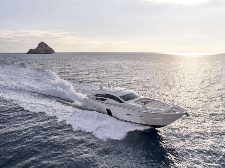 Jachthuur in Athene - Pershing FOR EVER via SamBoat