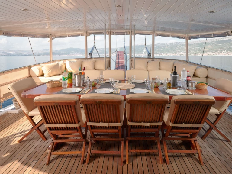 Bootverhuur Custom SOLE in Kaštel Gomilica via SamBoat