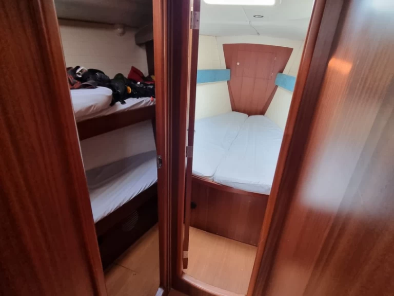 Huur Zeilboot met of zonder schipper Delphia in Gdańsk