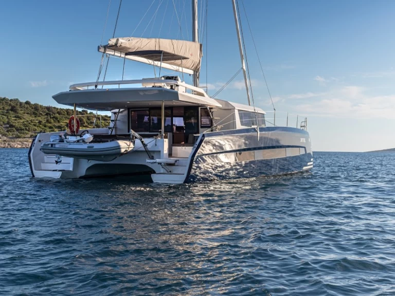 Bootverhuur Dufour Dufour Catamarans 48 Sail in Komolac via SamBoat