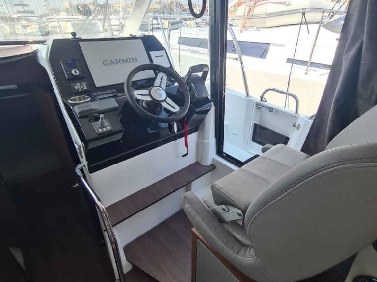 Bootverhuur Bénéteau Antares 11 FLY in Šibenik via SamBoat