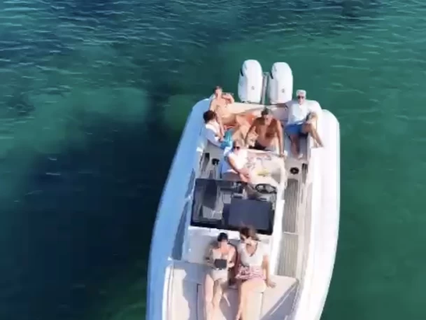 Bootverhuur Zar ZAR 85 SL in Sant'Amanza via SamBoat