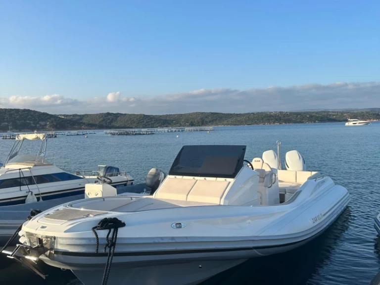 Verhuur RIB Zar met vaarbewijs