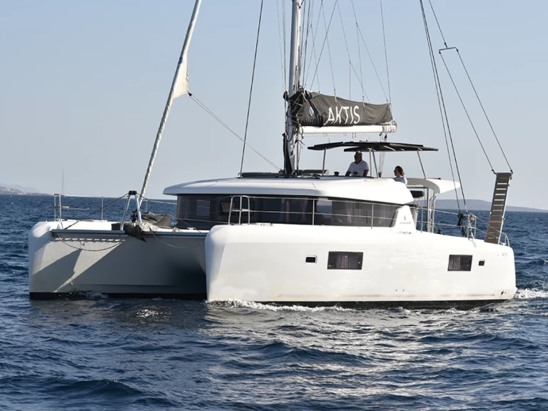 Bootverhuur Lagoon Lagoon 42 in Álimos via SamBoat