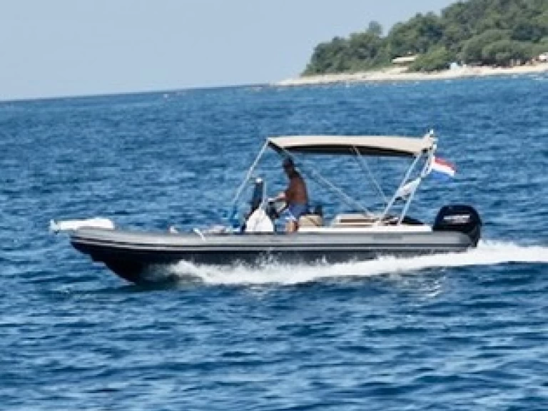 Motorboot te huur in Nieuwpoort-Bad voor de beste prijs