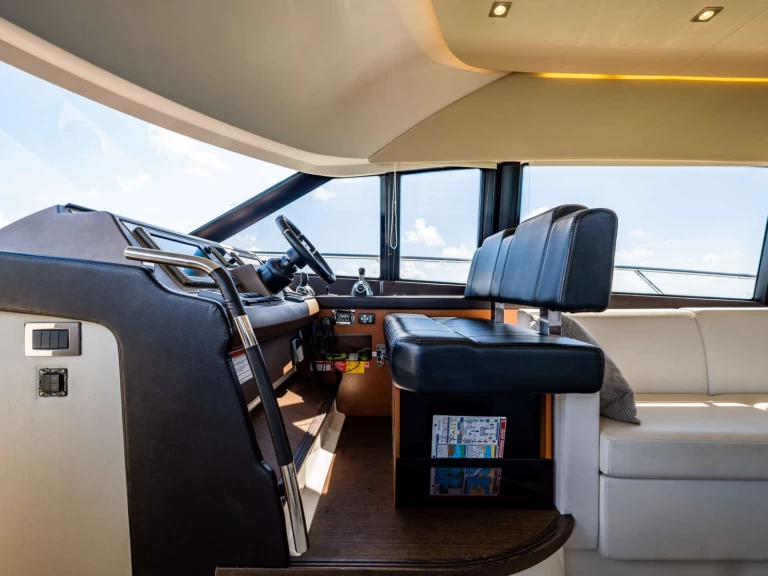 Bootverhuur Nassau goedkoop Whiskey &amp; Waves