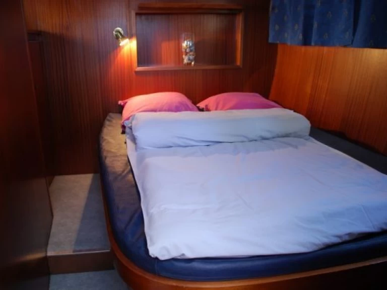 Verhuur Woonboot Linssen met vaarbewijs