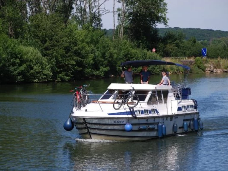 Huur Woonboot met of zonder schipper Tarpon in Savoyeux