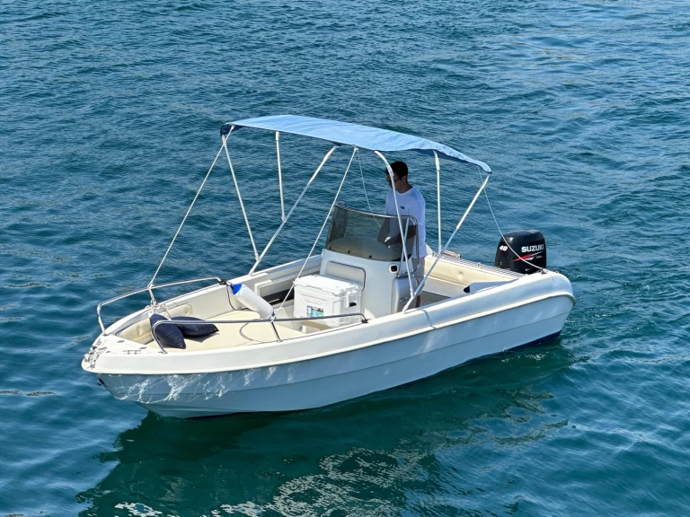 Verhuur Motorboot cosiver met vaarbewijs