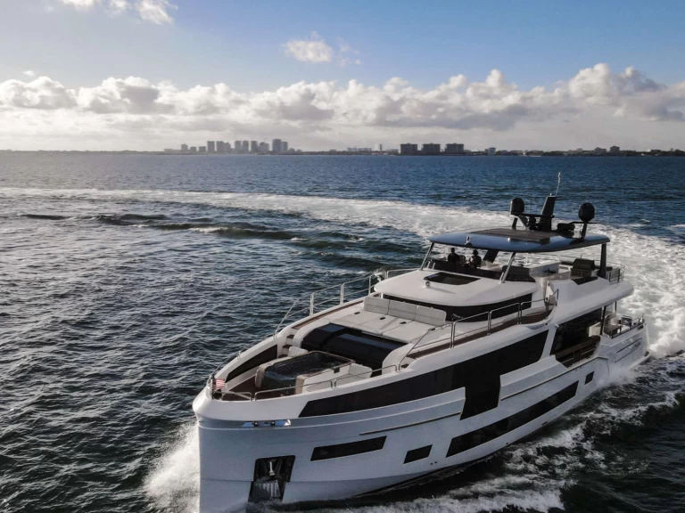 Sirena Saint te huur van particulier of professional in Turks- en Caicoseilanden