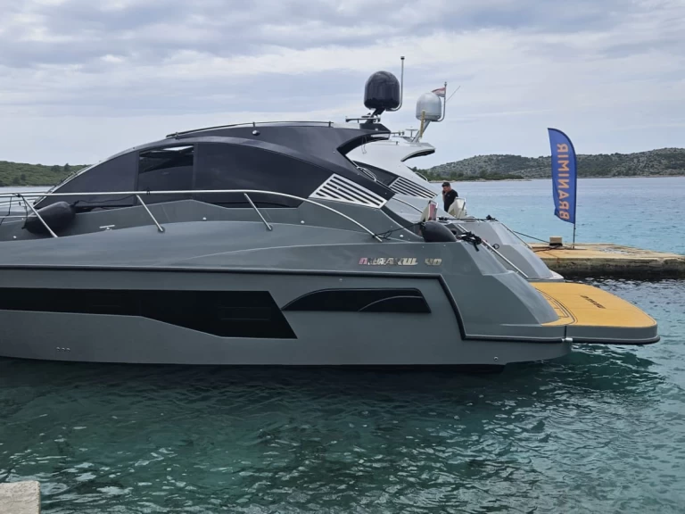 Mirakul 40 Hardtop te huur van particulier of professional in Biograd na Moru