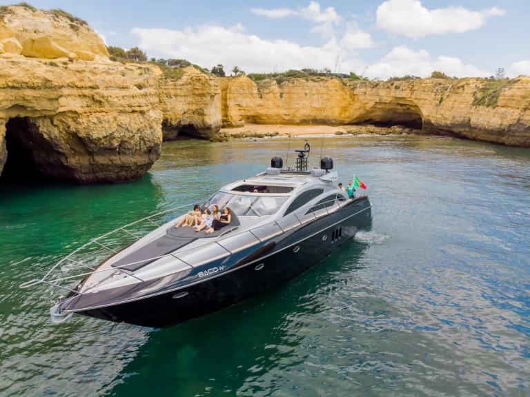 Bootverhuur Sunseeker Predator 72 in Vilamoura via SamBoat