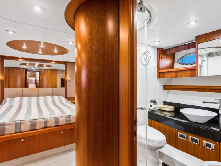 Verhuur Jacht in Vilamoura - Sunseeker Predator 72