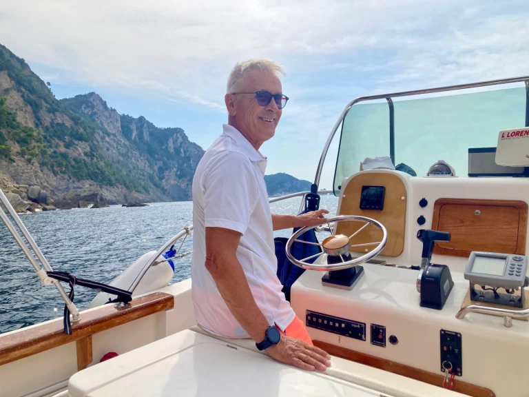 Huur een Capelli Capelli 23 Open in La Spezia