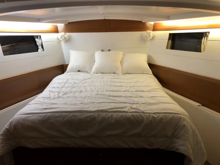 Verhuur Zeilboot Bénéteau met vaarbewijs