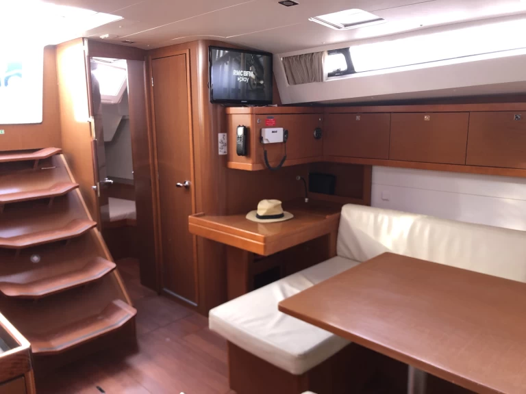 Zeilboot te huur in Saint-Mandrier-sur-Mer voor de beste prijs