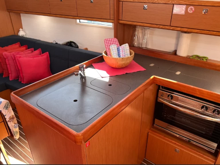 Bavaria Cruiser 37 te huur van particulier of professional in Split