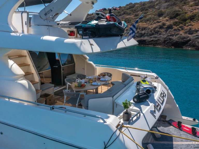Huur Jacht met of zonder schipper Ferretti in Álimos