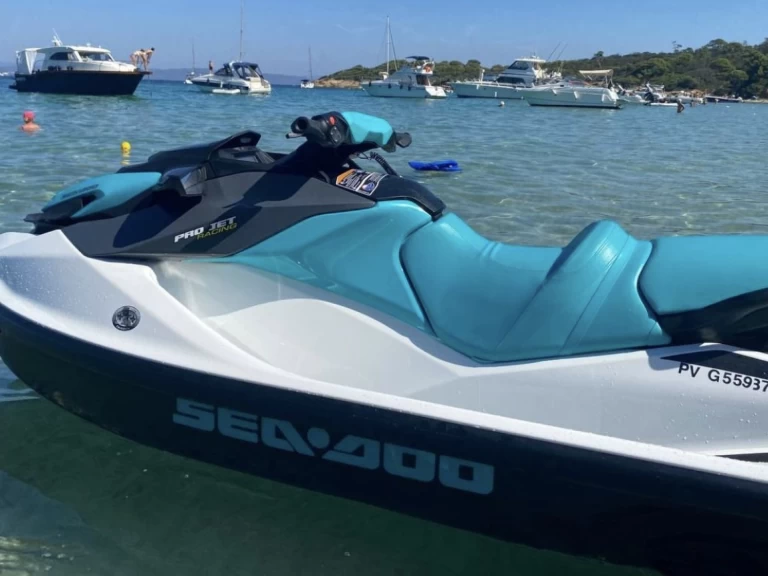Huur Jet Ski met of zonder schipper Sea-Doo in Nice