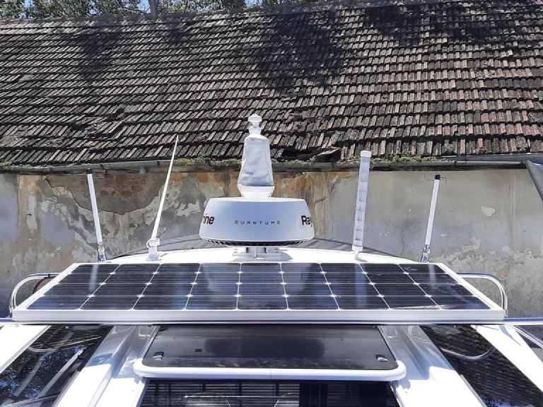 Verhuur Motorboot in Pula - Bénéteau Antares 9