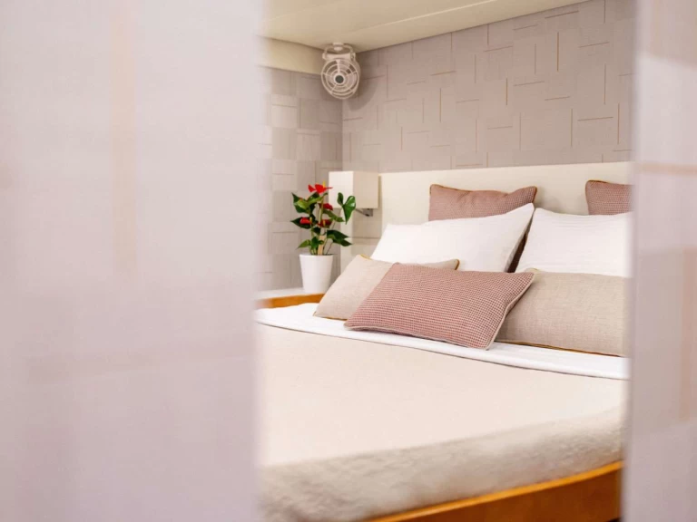 Lagoon ACE OF HEARTS te huur van particulier of professional in Álimos