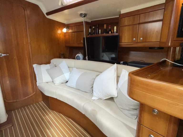 Bootverhuur Le Marin goedkoop Dehler 47