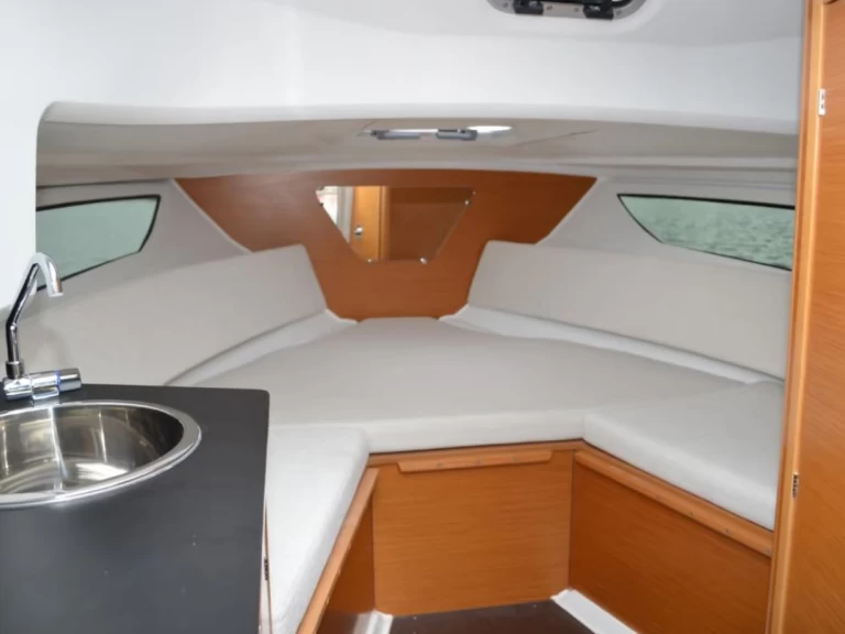 Verhuur Motorboot in Marina de Palamós - Jeanneau cap camarat 7.5wa - serie 3