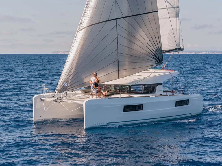 Jachthuur in Sant Antoni de Portmany - Lagoon Lagoon 40 via SamBoat