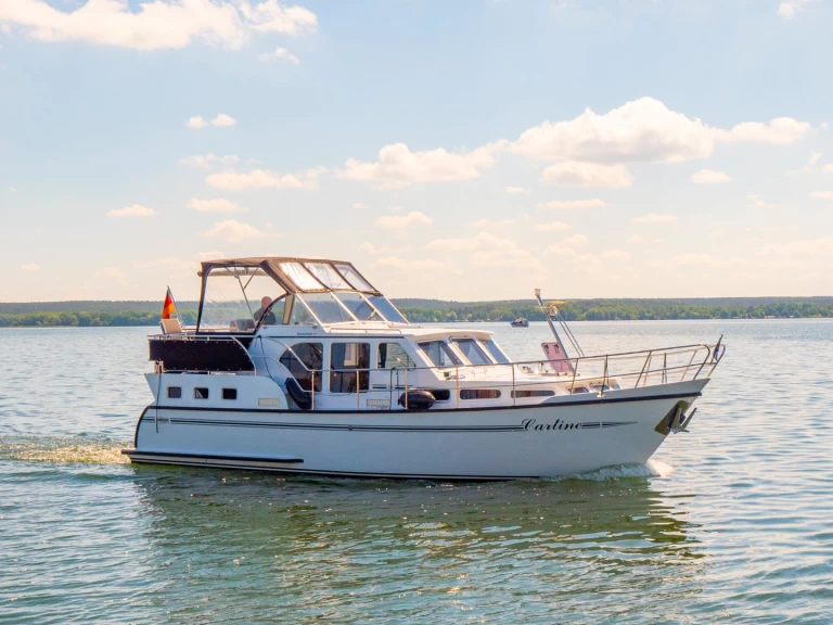 Woonboot te huur in Röbel voor de beste prijs