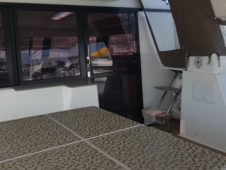 Huur Catamaran met of zonder schipper Fountaine Pajot in Cogolin