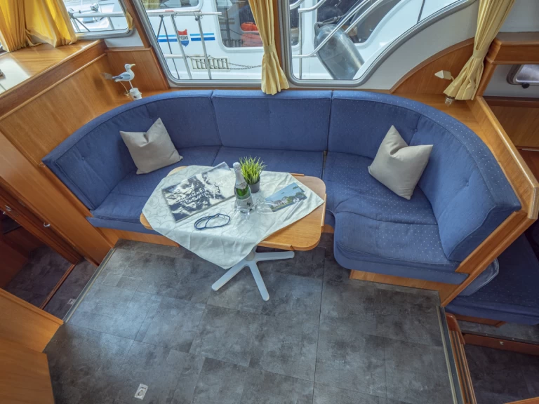 Woonboot te huur in Röbel voor de beste prijs