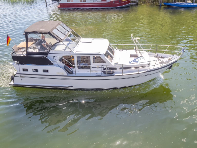 Bootverhuur Röbel goedkoop Skiron Typ 3