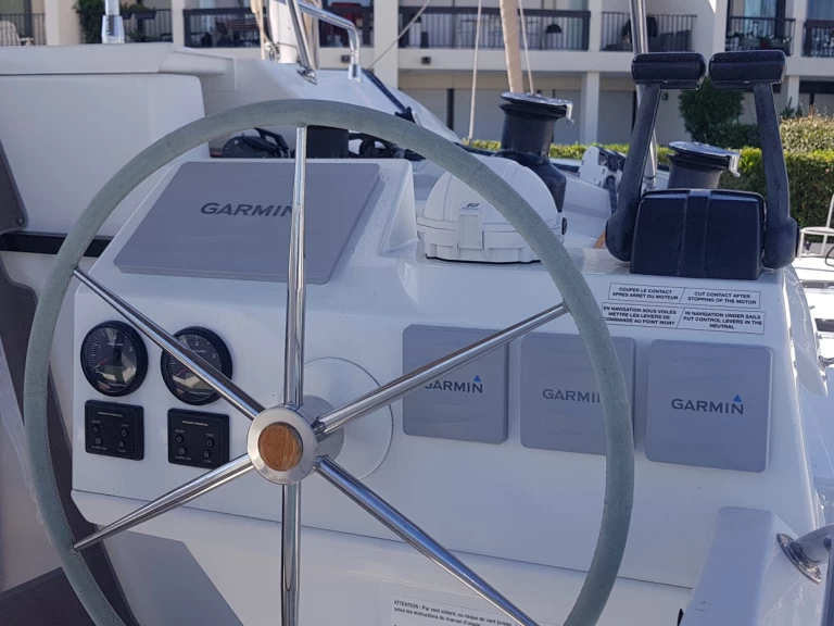 Bootverhuur Fountaine Pajot Saba 50 in Cogolin via SamBoat