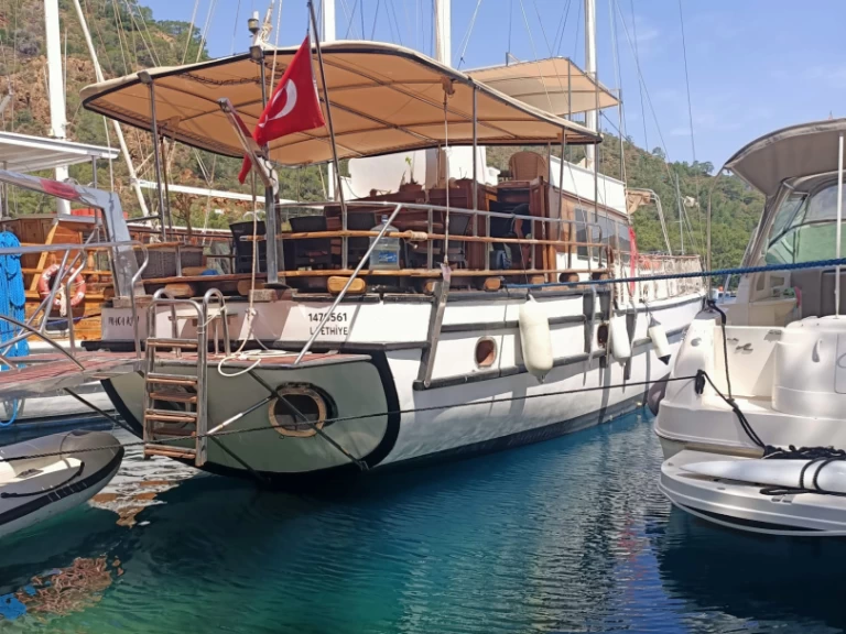 Bootverhuur Gulet 1989 in Göcek via SamBoat