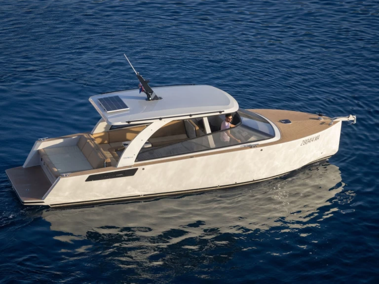 Bootverhuur Colnago Colnago 33 in Split via SamBoat