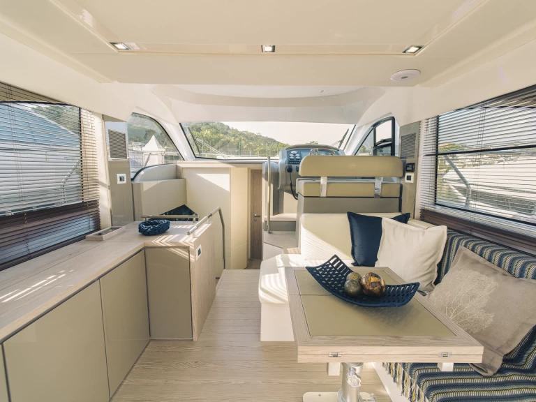 Verhuur Motorboot Sessa Marine met vaarbewijs