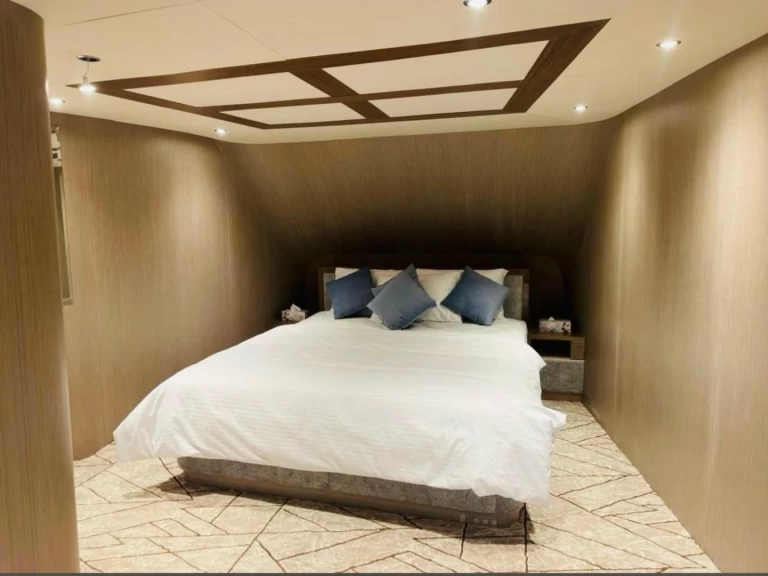 Jacht te huur in Dubai Marina voor de beste prijs