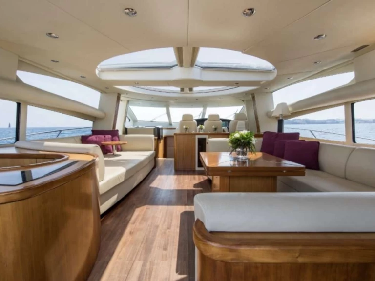 Huur een Sunseeker PHOENIX in Griekenland