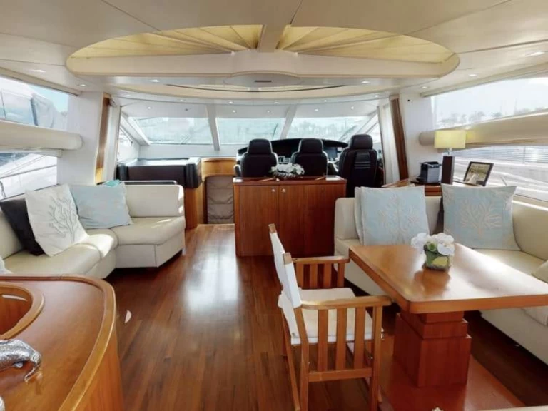 Verhuur Jacht Sunseeker met vaarbewijs