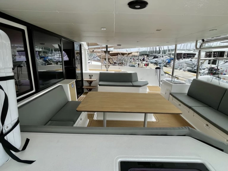 Jachthuur in Pirovac - Dufour Dufour Catamarans 48 Sail via SamBoat