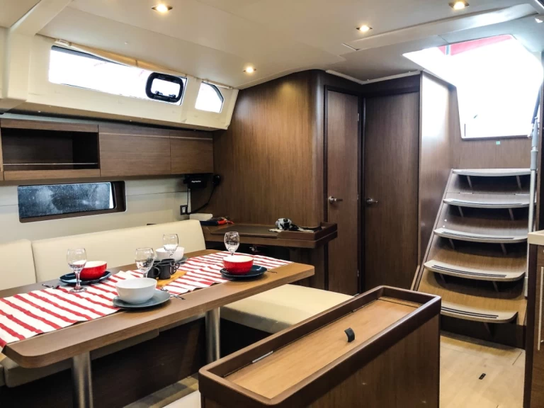 Zeilboot te huur in Pomer voor de beste prijs