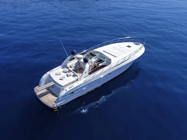 Verhuur Motorboot Rizzardi met vaarbewijs