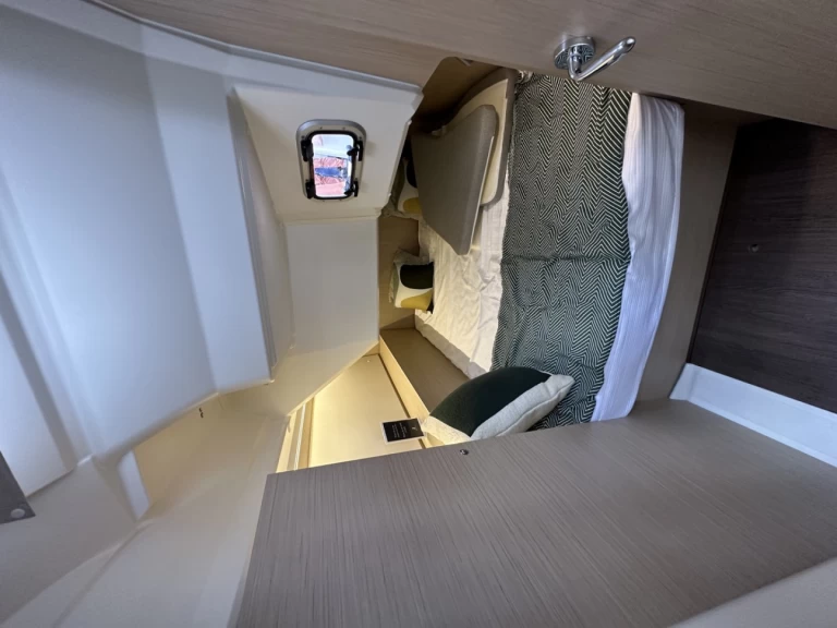 Bootverhuur Bénéteau Oceanis 37.1 in Cugnana Verde via SamBoat