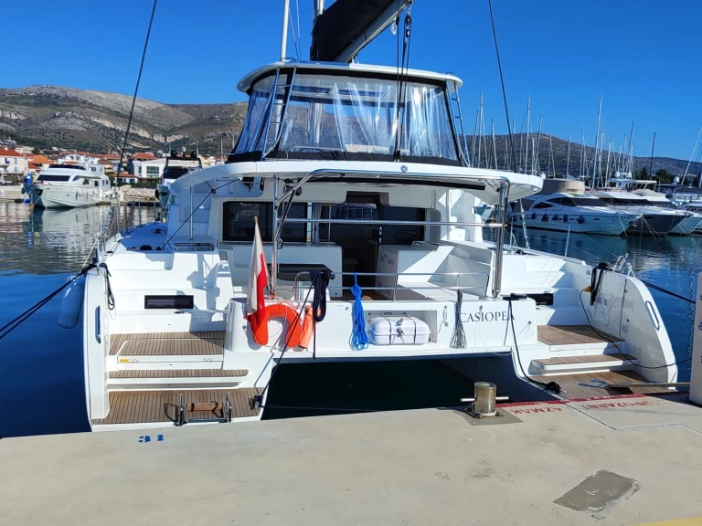 Bootverhuur Seget Donji goedkoop Lagoon 46