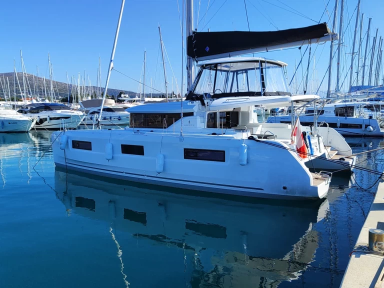 Verhuur Catamaran in Seget Donji - Lagoon Lagoon 46