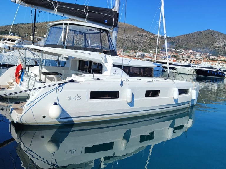 Bootverhuur Lagoon Lagoon 46 in Seget Donji via SamBoat