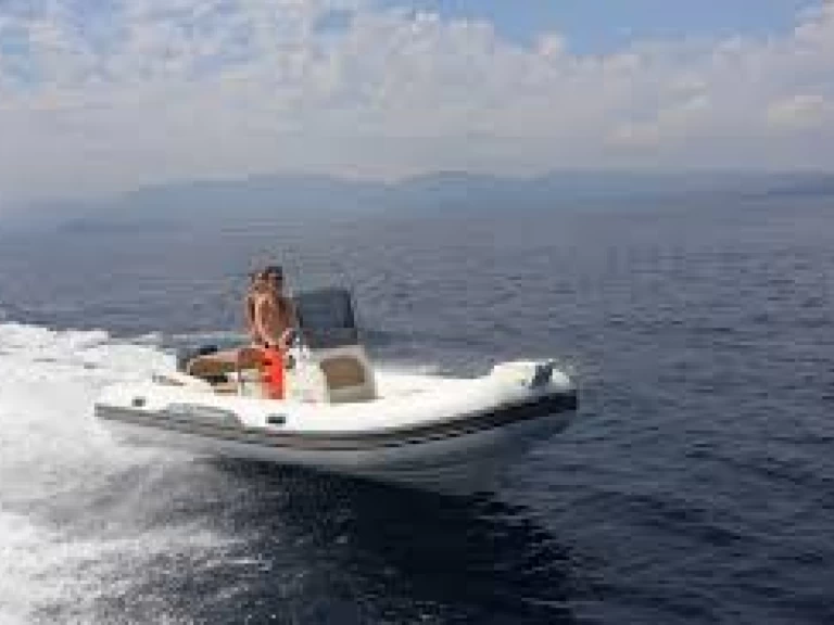 Capelli Tempest 570 te huur van particulier of professional in Mahón