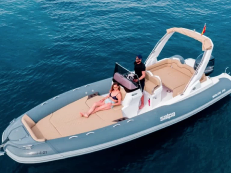 Bootverhuur Palamós goedkoop Salpa Soleil 28