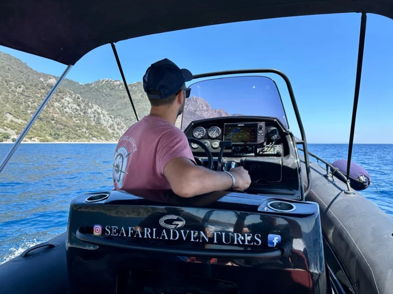 Verhuur RIB in Plomári - Grand Boats Golden Line G650LF