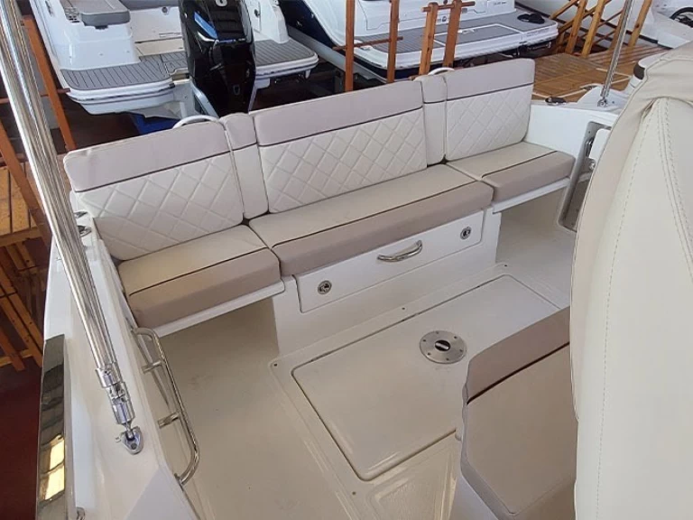 Bootverhuur Quicksilver Activ 805 Open in Santa Margarida via SamBoat